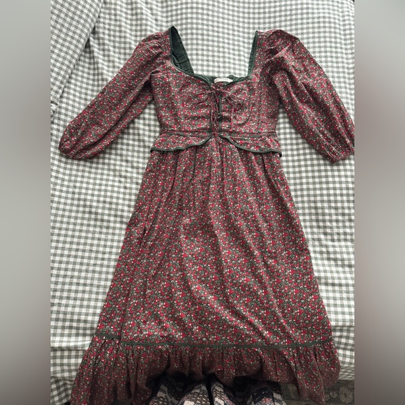 Christy Dawn Narcissa Dress in Evergreen Apple Harvest - Picture 3 of 6